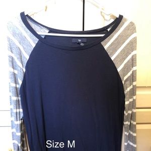 Gap navy long sleeve tee with striped sleeves